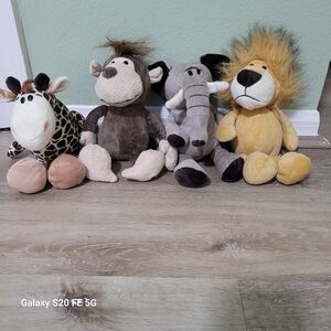 Plush Safari Animal Set - Giraffe, Monkey, Elephant, Lion